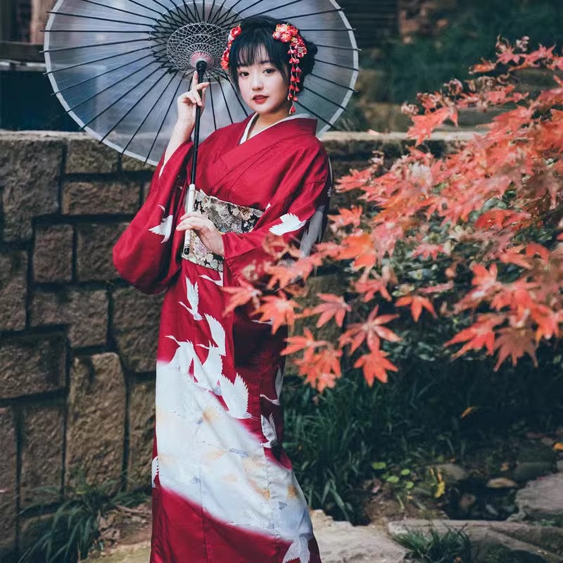 Japanese Women Formal Wear - Japanse formele kimono voor dames, rode