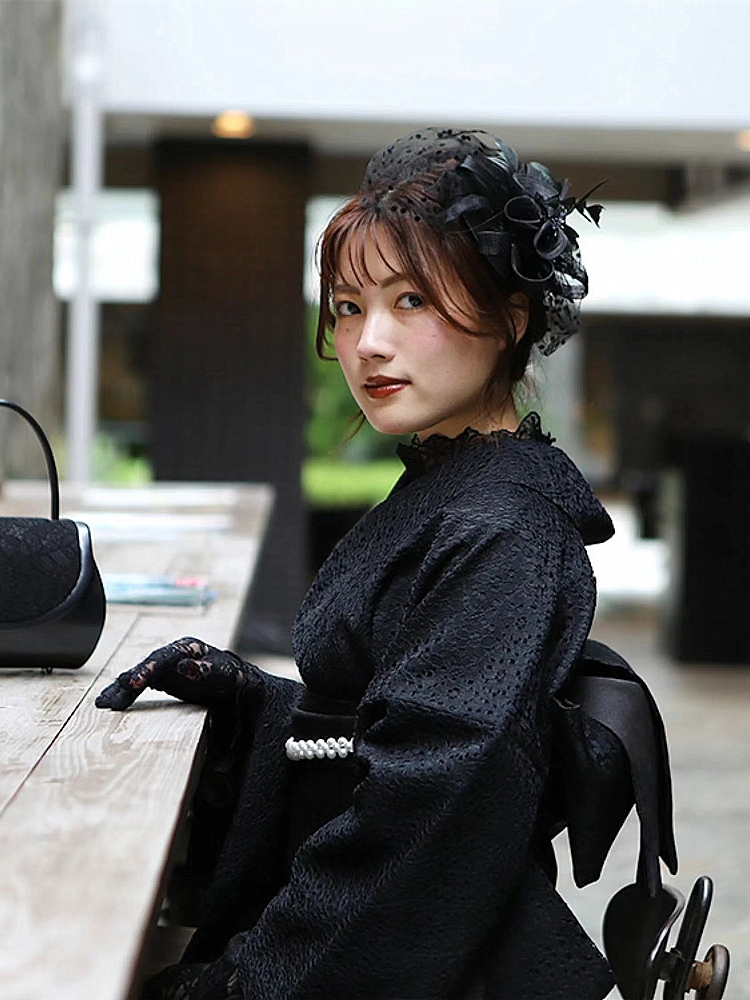 Elegante kantkimono - Japanse  - Japanese Women Formal Wear recensie en prijs