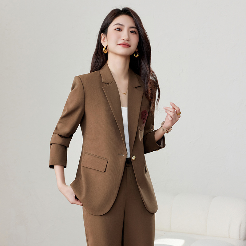 Off-white damesblazer met een  - Women Formal Wear White Shirt recensie en prijs